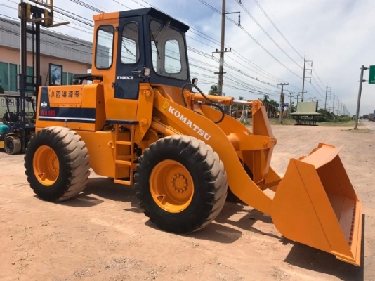 ขายรถตักล้อยาง KOMATSU 510 กรองเดี่ยว รถนอกนำเข้าจากญี่ปุ่น สภาพสวยพร้อมใช้ มีVDOการทำงานครับ