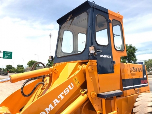 ขายรถตักล้อยาง KOMATSU 510 กรองเดี่ยว รถนอกนำเข้าจากญี่ปุ่น สภาพสวยพร้อมใช้ มีVDOการทำงานครับ
