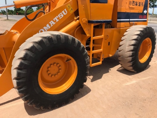 ขายรถตักล้อยาง KOMATSU 510 กรองเดี่ยว รถนอกนำเข้าจากญี่ปุ่น สภาพสวยพร้อมใช้ มีVDOการทำงานครับ