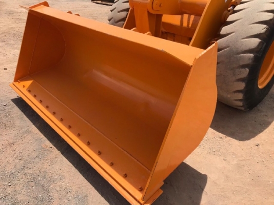 ขายรถตักล้อยาง KOMATSU 510 กรองเดี่ยว รถนอกนำเข้าจากญี่ปุ่น สภาพสวยพร้อมใช้ มีVDOการทำงานครับ