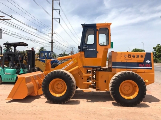ขายรถตักล้อยาง KOMATSU 510 กรองเดี่ยว รถนอกนำเข้าจากญี่ปุ่น สภาพสวยพร้อมใช้ มีVDOการทำงานครับ
