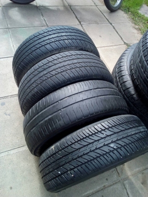 ยางรถเก๋ง ขอบ14 เบอร์ 185/65R14 มี 3 เส้น และเบอร์ 175/65R14 มี 1 เส้น รวมชุด 4 เส้น โทร.081-427-3941 ยางรถเก๋ง ขอบ14 เบอร์ 185/65R14 มี 3 เส้น และเบอร์ 175/65R14 มี 1 เส้น รวมชุด 4 เส้น โทร.081-427-3941