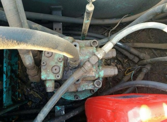 ขาย!! >>> Kobelco Sk200 Mark6 Yn08 1,030,000 บาท <<< เบอร์ติดต่อ 098-7155789 ขาย!! >>> Kobelco Sk200 Mark6 Yn08 1,030,000 บาท <<< เบอร์ติดต่อ 098-7155789