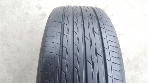 ขายยาง195/55/15 ปี 2015 BRIDGESTONE GR100 4 เส้น