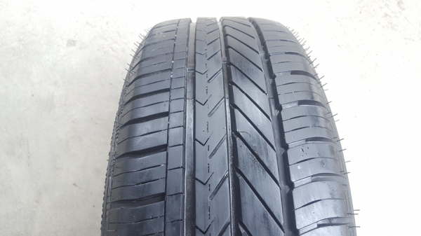 ขายยาง185/65/14 ปี 5015 GOODYEAR 4 เส้น
