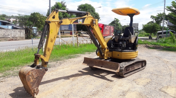 รถขุด CAT 303CR เก่าญี่ปุ่น