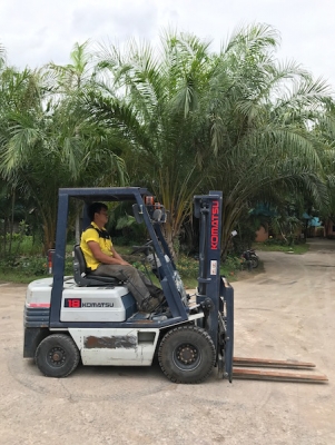 ขายFORKLIFT KOMATSU FG18-15(งาสไลด์)(1.8ตัน) สวยเดิมจากญี่ปุ่น ยังไม่เคยใช้ในไทย 125,000เท่านั้น!!