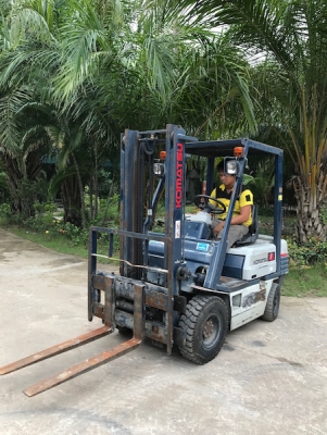ขายFORKLIFT KOMATSU FG18-15(งาสไลด์)(1.8ตัน) สวยเดิมจากญี่ปุ่น ยังไม่เคยใช้ในไทย 125,000เท่านั้น!!