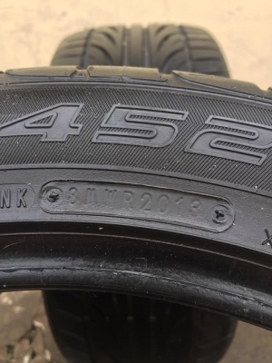 ขายยาง FALKEN FK452 275-40-19 ปี13 ดอกเต็ม คู่ละ 2,000 บาท