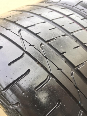 ขายยาง PIRELLI PZERO CORSA (TREADWEAR 60) MADE IN GERMANY 295-30-19 ปี09 ดอกเต็ม เห็นตุ่มหน้ายางลางๆ คู่ละ 2,000 บาท ขายยาง PIRELLI PZERO CORSA (TREADWEAR 60) MADE IN GERMANY 295-30-19 ปี09 ดอกเต็ม เห็นตุ่มหน้ายางลางๆ คู่ละ 2,000 บาท