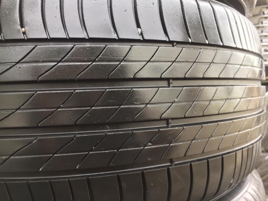ขายยาง MICHELIN PRIMACY 3ST 225-50-17 ปี13 ดอกเต็ม สภาพสวย ไม่มีปะ ชุดละ 3,400 บาท ขายยาง MICHELIN PRIMACY 3ST 225-50-17 ปี13 ดอกเต็ม สภาพสวย ไม่มีปะ ชุดละ 3,400 บาท