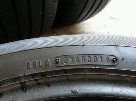 ขายยาง Dunlop 215 55 17 ปี 16