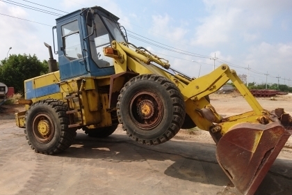 ขายรถตักล้อยาง KOBELCO LK500 (สภาพดีมาก)