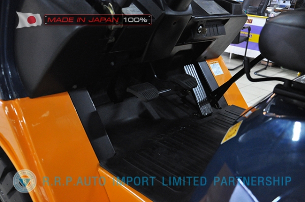 ขายรถโฟล์คลิฟท์มือสอง TOYOTA รุ่น 7FD25-12723 นำเข้าจากประเทศญี่ปุ่น 100\% ไม่เคยใช้งานในไทย
