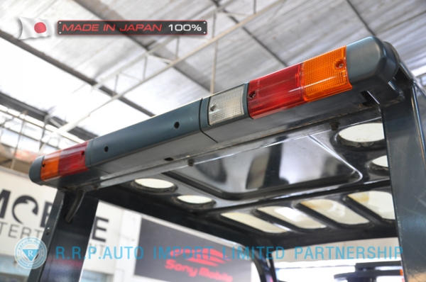 ขายรถโฟล์คลิฟท์มือสอง TOYOTA รุ่น 7FD25-12723 นำเข้าจากประเทศญี่ปุ่น 100\% ไม่เคยใช้งานในไทย
