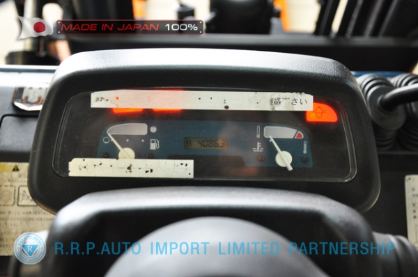 ขายรถโฟล์คลิฟท์มือสอง TOYOTA รุ่น 7FD15-14350 นำเข้าจากประเทศญี่ปุ่น 100\% ไม่เคยใช้งานในไทย
