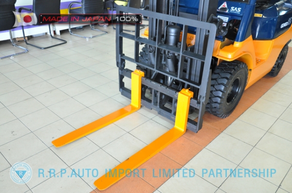ขายรถโฟล์คลิฟท์มือสอง TOYOTA รุ่น 7FD15-14350 นำเข้าจากประเทศญี่ปุ่น 100\% ไม่เคยใช้งานในไทย