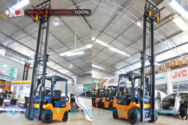 ขายรถโฟล์คลิฟท์มือสอง TOYOTA รุ่น 7FD15-14350 นำเข้าจากประเทศญี่ปุ่น 100\% ไม่เคยใช้งานในไทย