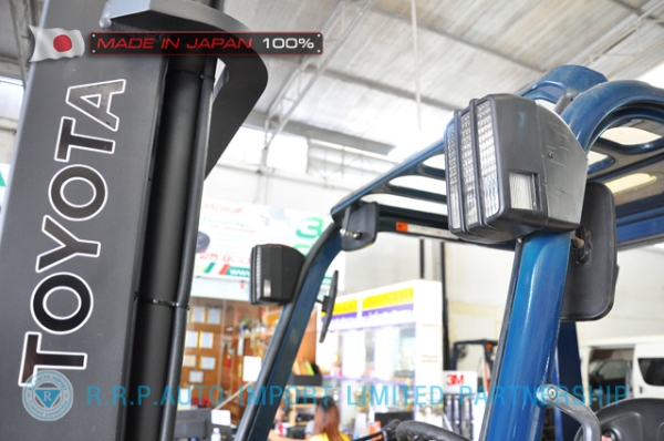 ขายรถโฟล์คลิฟท์มือสอง TOYOTA รุ่น 7FD15-14350 นำเข้าจากประเทศญี่ปุ่น 100\% ไม่เคยใช้งานในไทย