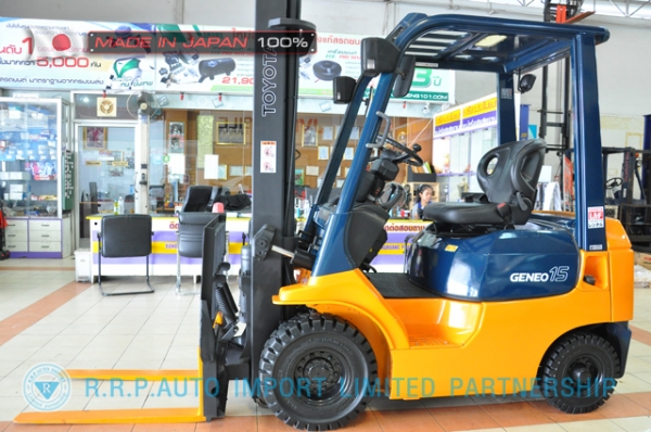ขายรถโฟล์คลิฟท์มือสอง TOYOTA รุ่น 7FD15-14350 นำเข้าจากประเทศญี่ปุ่น 100\% ไม่เคยใช้งานในไทย