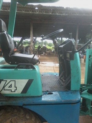 ขายด่วน**รถตัก YANMAR รุ่นV4 ใช้งานได้ดี เก่านอก มีเอกสารพร้อมโอน ขายราคาถูก 360,000 บาท สนใจ 089-26 ขายด่วน**รถตัก YANMAR รุ่นV4 ใช้งานได้ดี เก่านอก มีเอกสารพร้อมโอน ขายราคาถูก 360,000 บาท สนใจ 089-26