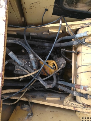 ขายรถแบคโฮ CAT 320V2 รถบริษัท ย้ายมาจากหน้างาน จอดไว้ 1 ปี ยังทำงานได้ปกติ ขายรถแบคโฮ CAT 320V2 รถบริษัท ย้ายมาจากหน้างาน จอดไว้ 1 ปี ยังทำงานได้ปกติ