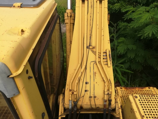 ขายรถแบคโฮ CAT 320V2 รถบริษัท ย้ายมาจากหน้างาน จอดไว้ 1 ปี ยังทำงานได้ปกติ ขายรถแบคโฮ CAT 320V2 รถบริษัท ย้ายมาจากหน้างาน จอดไว้ 1 ปี ยังทำงานได้ปกติ