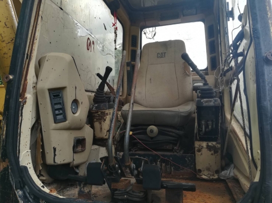 ขายรถแบคโฮ CAT 320V2 รถบริษัท ย้ายมาจากหน้างาน จอดไว้ 1 ปี ยังทำงานได้ปกติ ขายรถแบคโฮ CAT 320V2 รถบริษัท ย้ายมาจากหน้างาน จอดไว้ 1 ปี ยังทำงานได้ปกติ