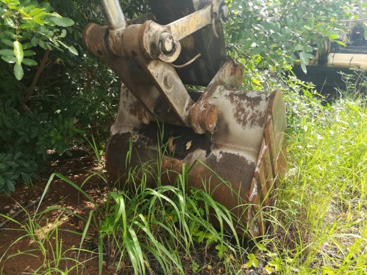 ขายรถแบคโฮ CAT 320V2 รถบริษัท ย้ายมาจากหน้างาน จอดไว้ 1 ปี ยังทำงานได้ปกติ ขายรถแบคโฮ CAT 320V2 รถบริษัท ย้ายมาจากหน้างาน จอดไว้ 1 ปี ยังทำงานได้ปกติ