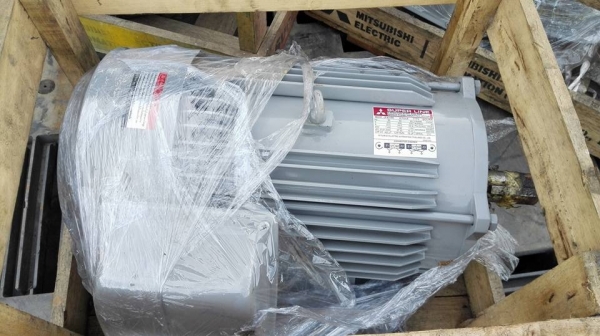 ** SOLD ** Rare item!! ** มอเตอร์ Mitsubishi 10 HP 220V Type SCL-KR ของใหม่นอนลังรุ่นใหม่ชนช้อป!!