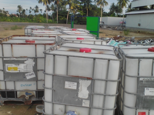 ถัง IBC ขนาด 1000 ลิตรมือสอง 1,600 บาท