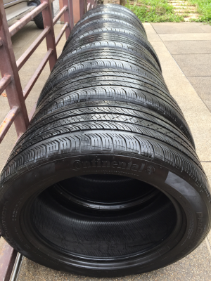 ยาง Continental 245 50 18 สิ้นปี16 มี2ชุด ดอกเต็ม ไม่มีปะ เนื้อนิ่มๆ ใช้ยาว ราคาไม่แพง