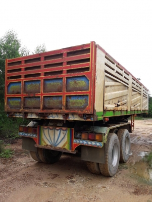 ขายสิบล้อหัวลากMITSUBISHI FN527TG 220HPปี40