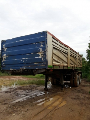 ขายสิบล้อหัวลากMITSUBISHI FN527TG 220HPปี40