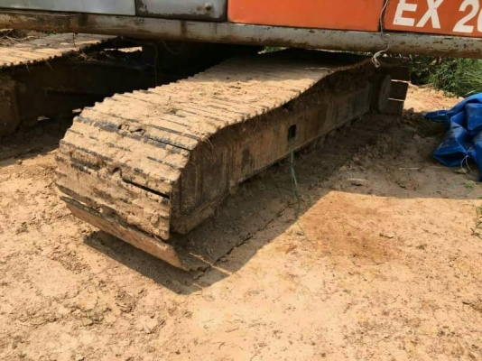 ขาย 425,000 HITACHI EX200-2 SUPER เครื่องดี ปั้มแรง โช่หนา เอวแน่น ไฟฟ้าครบ เอกสารเล่มทะเบียน รถอยู่ จ.สุรินทร์  090-772-3710 090-772-3708