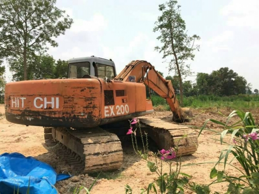 ขาย 425,000 HITACHI EX200-2 SUPER เครื่องดี ปั้มแรง โช่หนา เอวแน่น ไฟฟ้าครบ เอกสารเล่มทะเบียน รถอยู่ จ.สุรินทร์  090-772-3710 090-772-3708