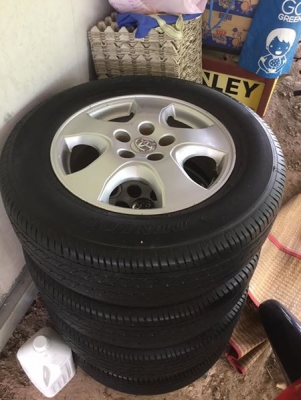 ขายแม็กพร้อมยาง Dunlop 215/65R16 ปี 15 ดอกเต็มๆ