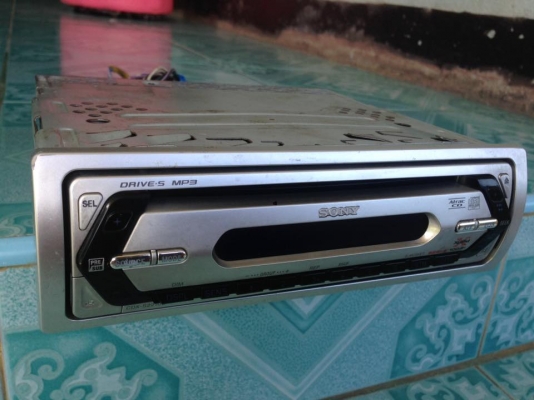 ฟร้อนsony(เล่นcd mp3)ขาย 550 บาท สนใจ0892425454 อยู่สระบุรีส่งได้+100บ.