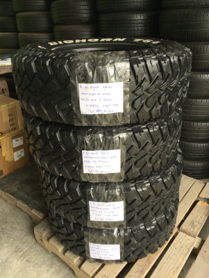 ยาง Mud Maxxis 265 75 16 ปลายปี16 ดอกเต็ม สวยคม ใช้ยาว ราคไม่แพง