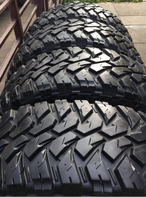 ยาง Mud Maxxis 265 75 16 ปลายปี16 ดอกเต็ม สวยคม ใช้ยาว ราคไม่แพง
