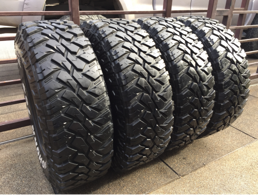 ยาง Mud Maxxis 265 75 16 ปลายปี16 ดอกเต็ม สวยคม ใช้ยาว ราคไม่แพง