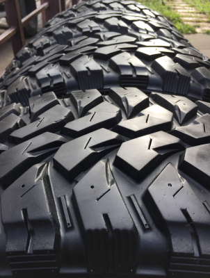 ยาง Mud Maxxis 265 75 16 ปลายปี16 ดอกเต็ม สวยคม ใช้ยาว ราคไม่แพง