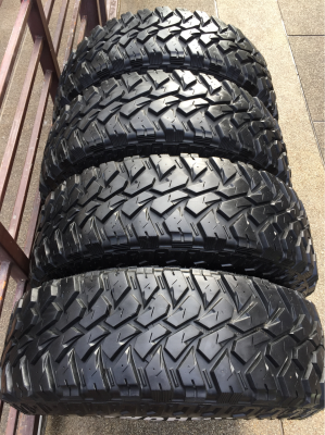 ยาง Mud Maxxis 265 75 16 ปลายปี16 ดอกเต็ม สวยคม ใช้ยาว ราคไม่แพง