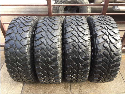 ยาง Mud Maxxis 265 75 16 ปลายปี16 ดอกเต็ม สวยคม ใช้ยาว ราคไม่แพง
