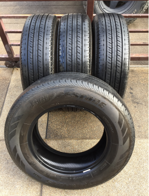 ยาง Bridgestone 215 70 16 ปี16 ดอกเต็ม ไม่มีปะ ใช้ยาว ราคาไม่แพง