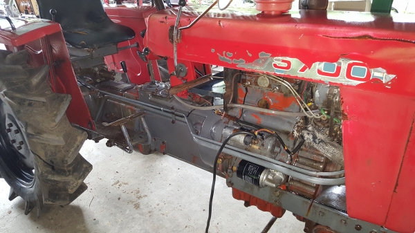 รถไถ ขับ 4 ล้อ 15 แรง 2 สูบ สอบถามได้ต่อรองได้ ขายได้ขาย