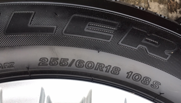 แม็กป้ายแดง ISUZU MU-X ขอบ18 พร้อมยางป้ายแดง Bridgestone 255-60-18