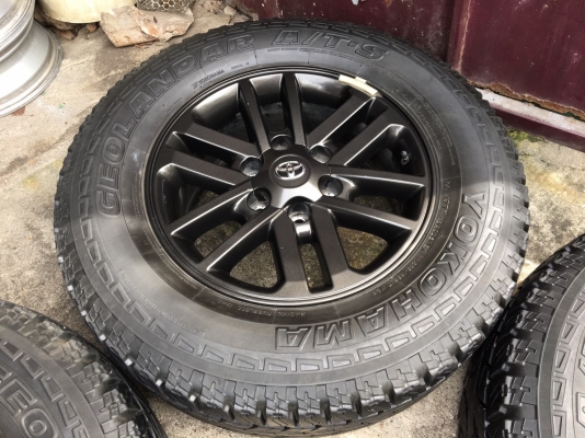 แม็ก Toyota Fortuner ขอบ17 พร้อมยาง Yokohama 265-65-17