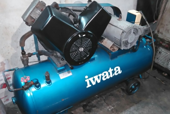 **ขายถูกๆ ปั้มลมมือสองจากญี่ปุ่น** IWATA 10แรง ถัง 227ลิตร ทดสอบเรียบร้อย ทุกระบบทำงานได้ดีมาก แน่นๆนิ่งๆเงียบๆ ระบบไฟเดิมๆ3เฟสญี่ปุ่น พร้อมใช้งานครับ **ขายถูกๆ ปั้มลมมือสองจากญี่ปุ่น** IWATA 10แรง ถัง 227ลิตร ทดสอบเรียบร้อย ทุกระบบทำงานได้ดีมาก แน่นๆนิ่งๆเงียบๆ ระบบไฟเดิมๆ3เฟสญี่ปุ่น พร้อมใช้งานครับ