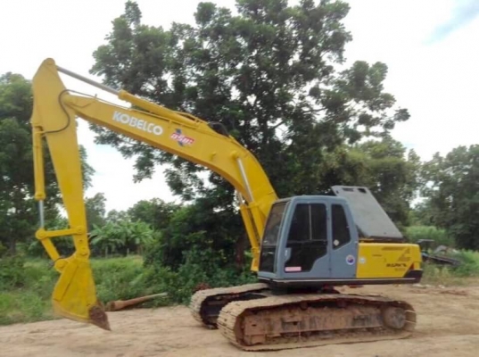 ขาย 665,000 บาท KOBELCO SK200 MARK 3 เครื่องดี ปั้มแรง โช่หนา เอวแน่น เอกสารชื้อขาย  รถอยู่ จ.รัอยเอ็ด โทร&amp;ไอดีไลน์ 0610710295